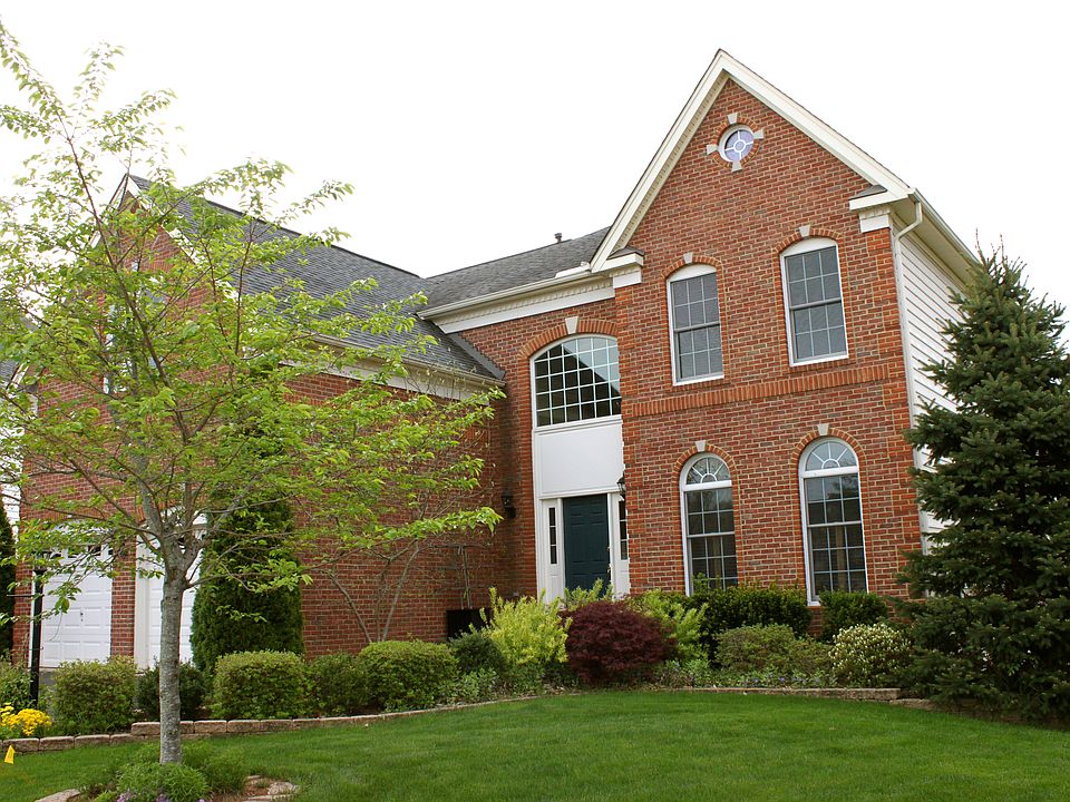 1st image of 15413 Berry Pond Pl