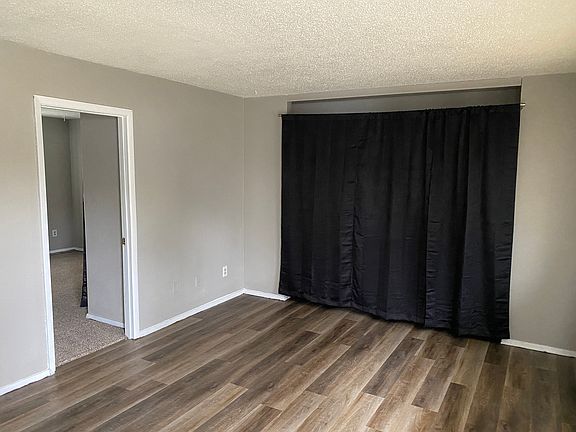 5th image of 221 N 44th St APT 2