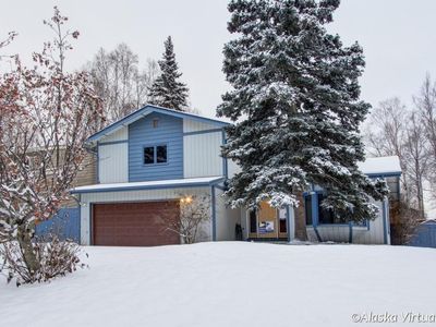 800 Lighthouse Ct, Anchorage, AK, 99515