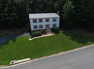 2633 Wood Warbler Ln, Roanoke, VA 24018