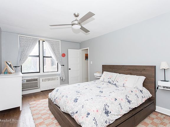 4th image of 275 Webster Ave APT 3E