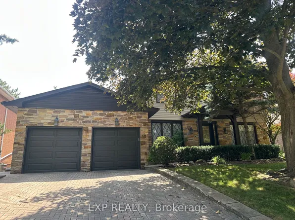 280 Henderson Ave, Markham, ON L3T 2M2