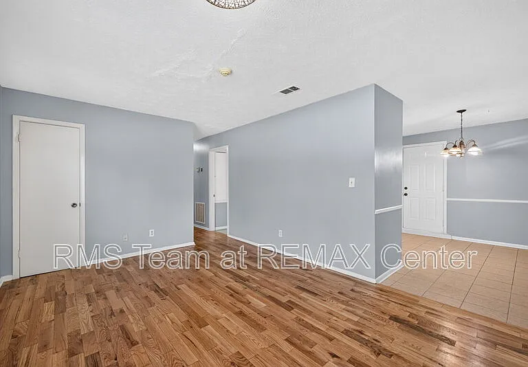 4905 Annistown Rd — Photo 9