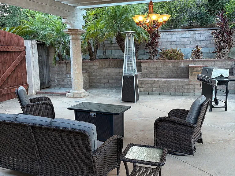 1100 Rancho Vista Ln — Photo 2