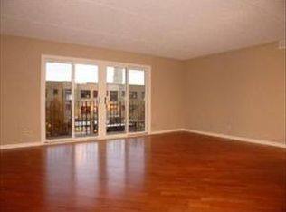 6121 N Northwest Hwy APT 205, Chicago, IL 60631