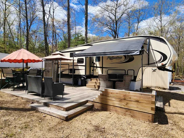 11 Berkshire Drive, Belmont, NH 03220