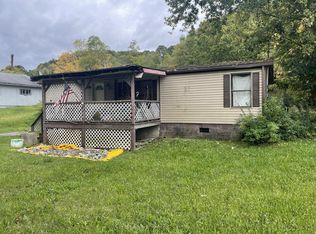 3983 New Hope Rd, Princeton, WV 24739