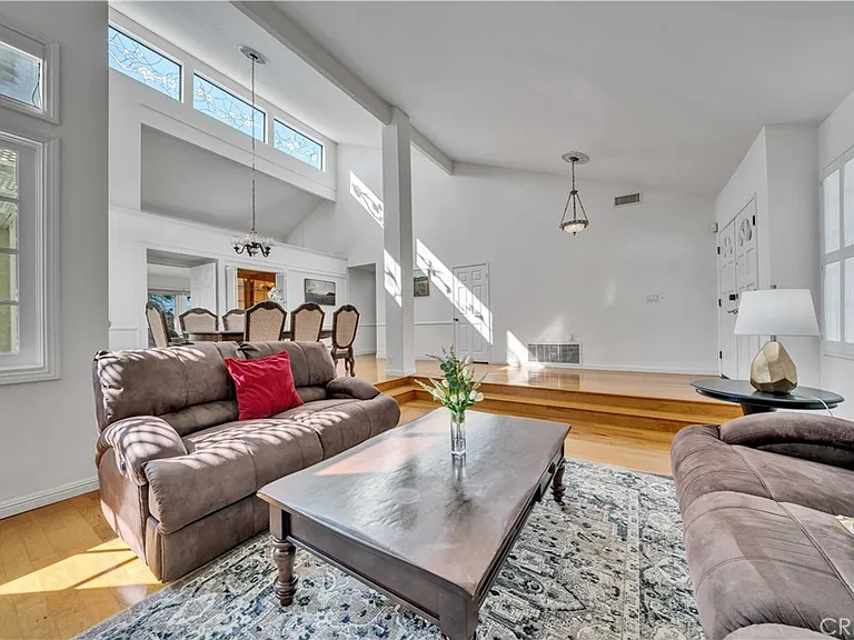 28651 Placida Ave — Photo 5