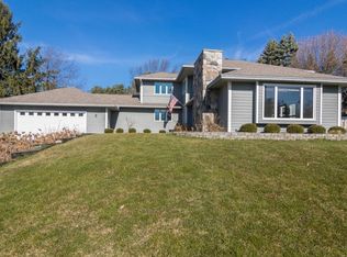 729 Quail Ridge Dr, Traverse City, MI 49686