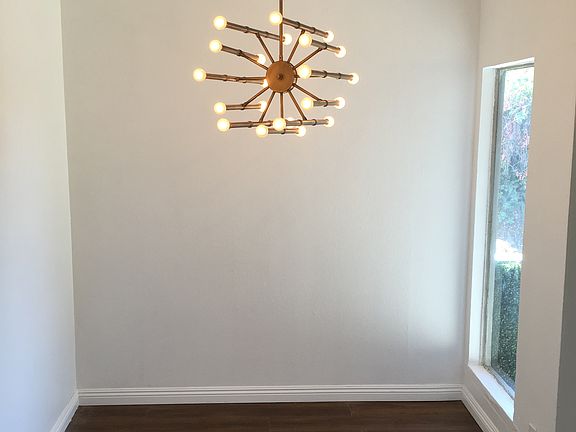 3rd image of 12014 Kling St APT 22