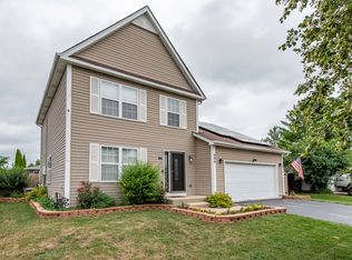 686 Chippewa Cir, Round Lake Heights, IL 60073