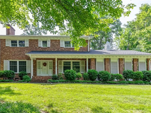 946 Croyden St, High Point, NC 27262