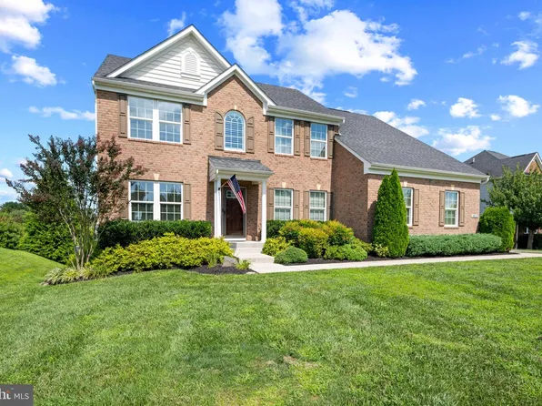 18317 Chelsea Knolls Dr, Mount Airy, MD 21771