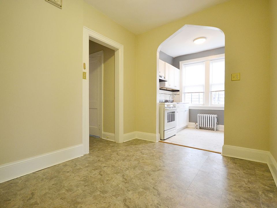 2nd image of 5869 59th St #1