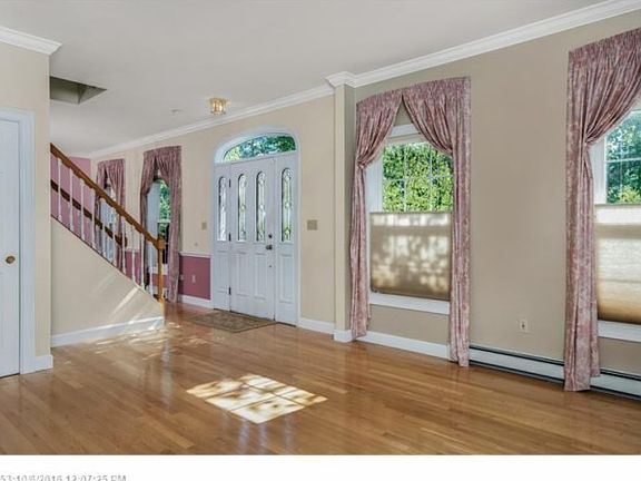 3rd image of 6 Long Cove Dr