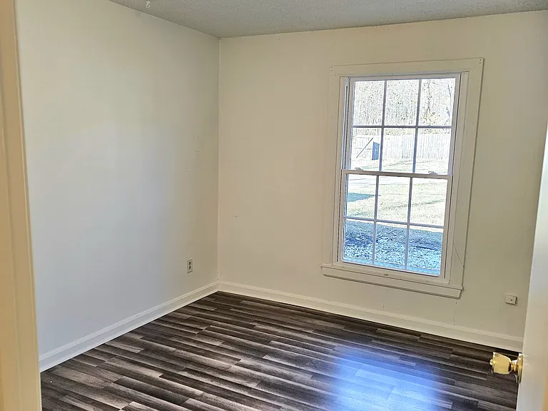 11901 Deer Creek Ln — Photo 5