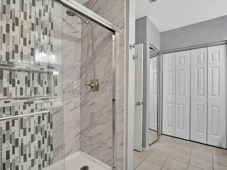 231 Shady Lane Dr — Photo 10