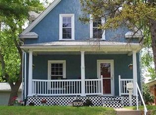 1805 33rd St, Moline, IL 61265
