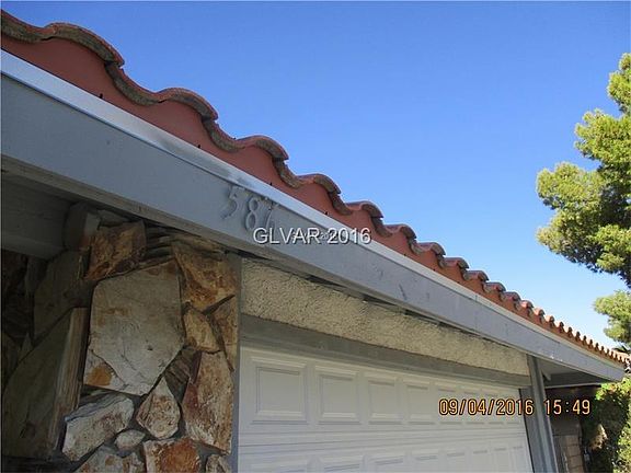 2nd image of 586 Chelsea Dr #0