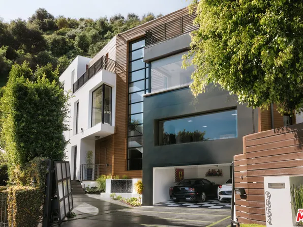 9852 San Cir, Beverly Hills, CA 90210