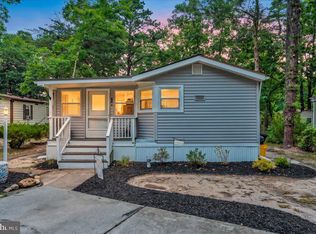 50 Hazeltop Dr, Sicklerville, NJ 08081