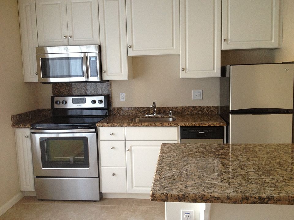 1bd kitche_05292015