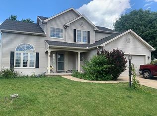 214 Cattail, Savoy, IL 61874