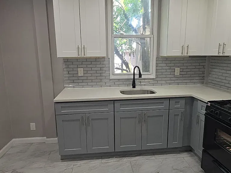 94 Park Ave #2R — Photo 4