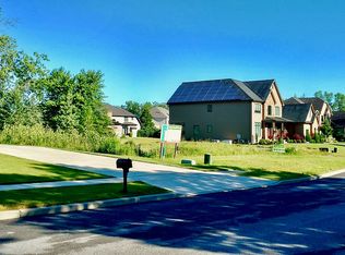 20 Van Pelt Ct, East Amherst, NY 14051