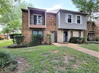 6653 Wanda Ln, Houston, TX 77074