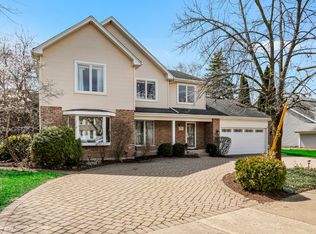 515 W Nichols Rd, Arlington Heights, IL 60004