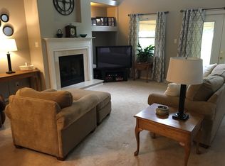 203 Prairie Ct, Freeport, PA