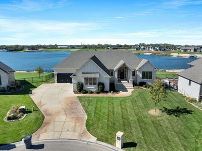 2415 N Paradise Cir, Wichita, KS, 67205
