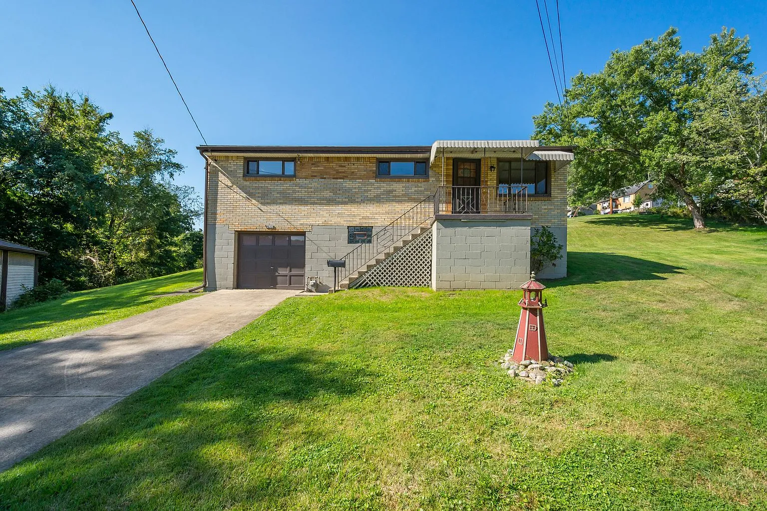 1985 Butler Dr photo 1