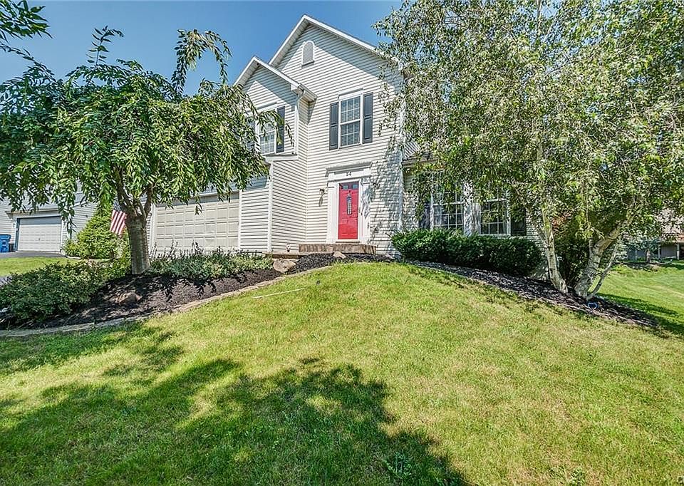 1st image of 54 Chaucer Cir