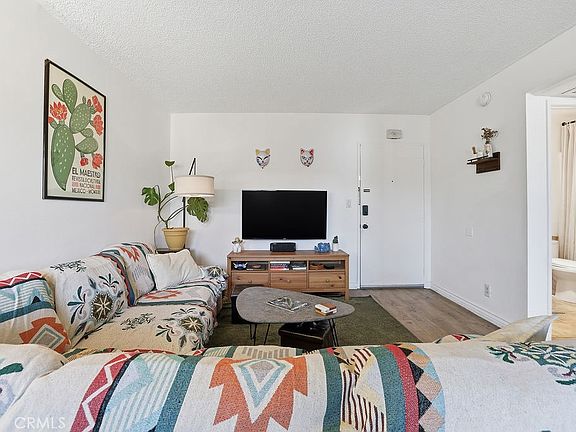 5th image of 5400 Newcastle Ave APT 45