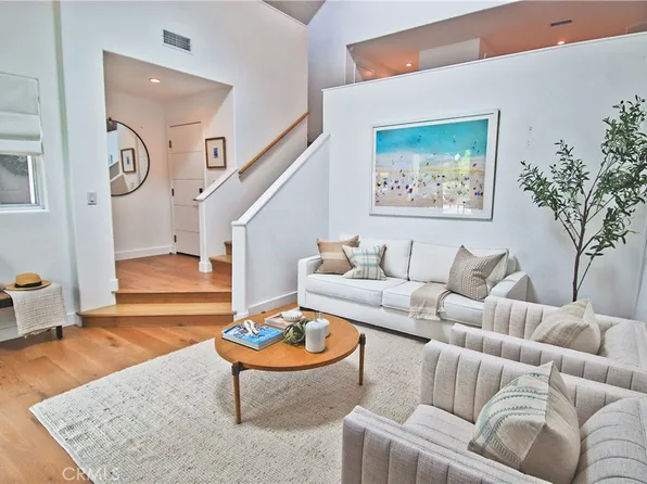13 Catalina Ct, Manhattan Beach, CA 90266