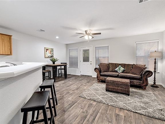4th image of 9716 Sugar Hill Dr #B