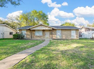 805 Northshore Dr, Garland, TX 75040
