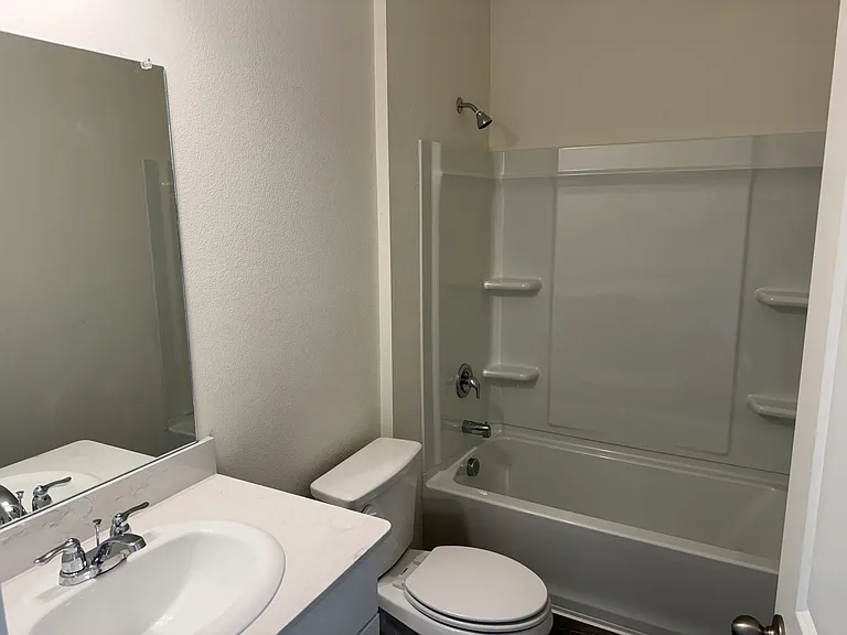 219 Savannah Way — Photo 13