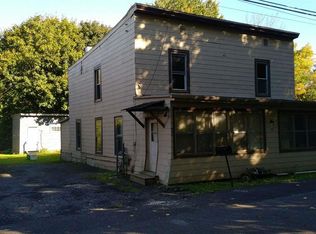 32 Rockefeller Rd #AB, Delmar, NY 12054