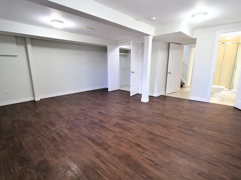 19 A College Cres #BASEMENT — Photo 17