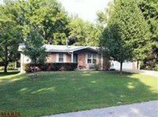 12 Twin Oaks Dr, Saint Charles, MO 63303
