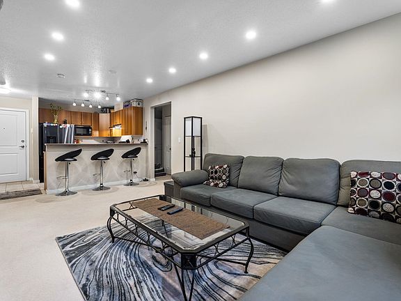 3rd image of 14885 105th Ave #203