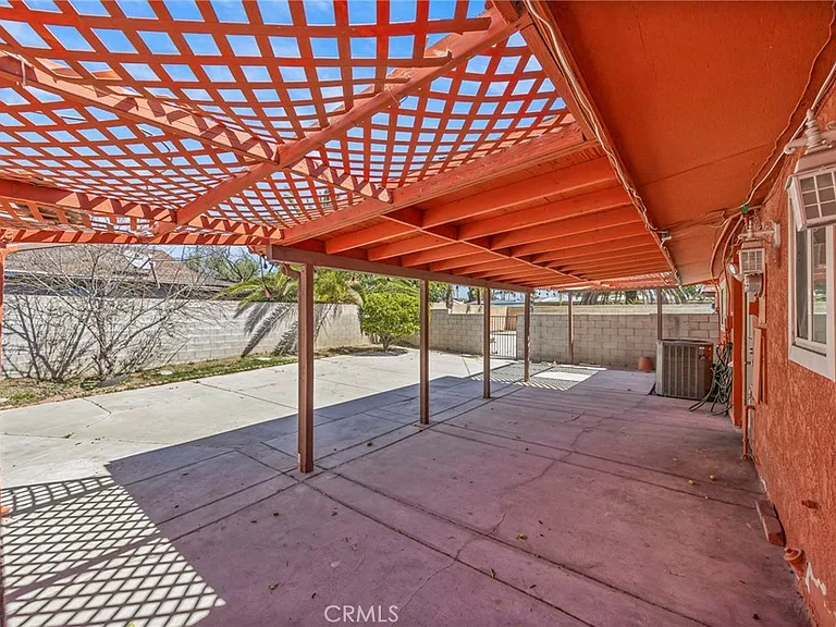 9417 Mango Ave — Photo 34