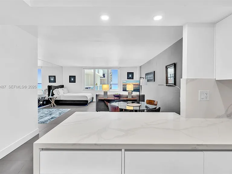 2301 Collins Ave #1543 — Photo 7
