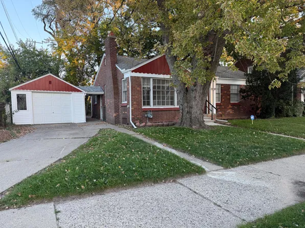 16930 Sorrento St, Detroit, MI 48235