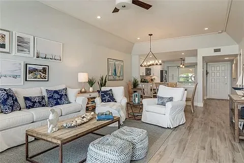 2 bed, 1350 sqft, $8,000 — Photo 2