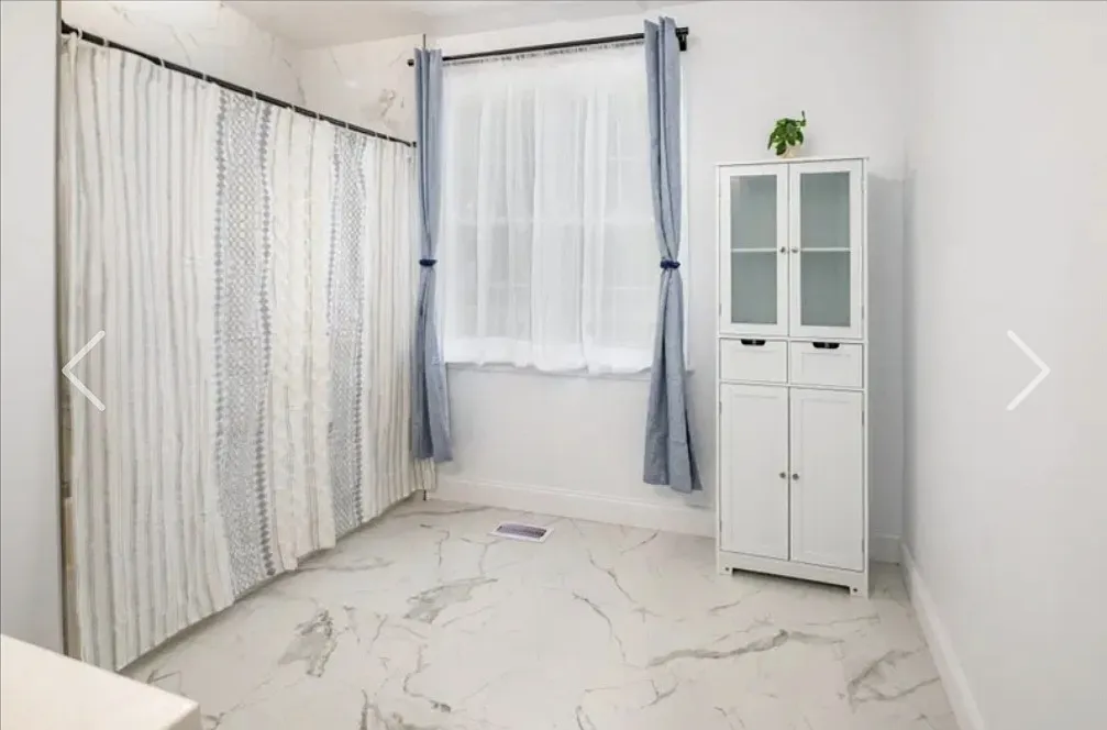 3 bed, 2327 sqft, $1,200 — Photo 3