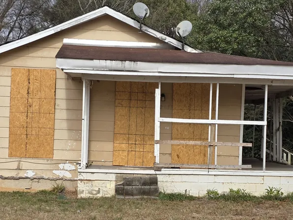 2913 Alfred Dr, Macon, GA 31206